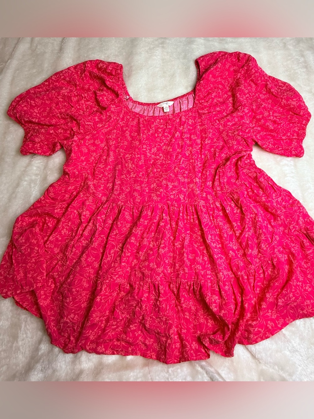 Torrid  Hot Pink‎ Floral Peasant Top